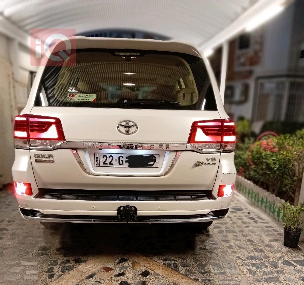 تويوتا لاندكروزر